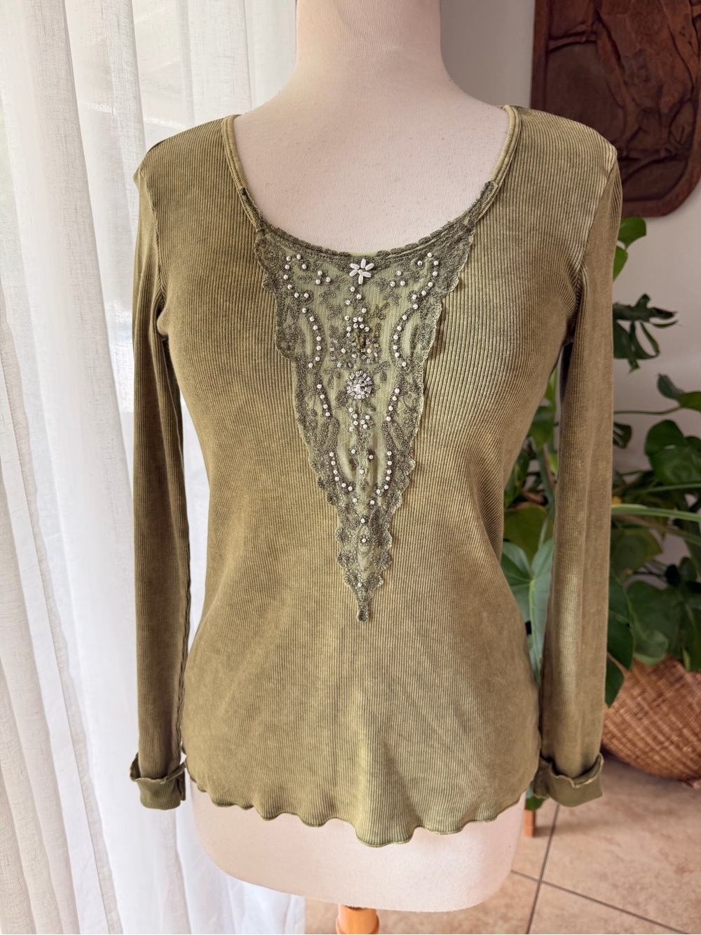 One World Olive Ribbed Beaded Lace Top Boho Medium